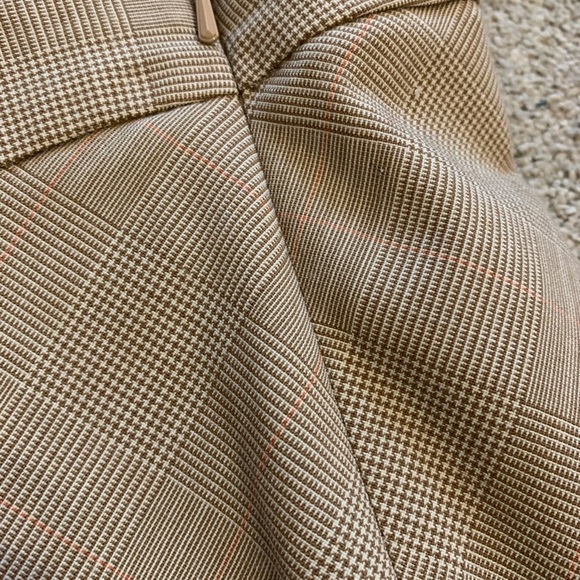 Banana Republic Flared Skirt - Picture 6 of 8